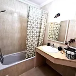 Jeni Residencia Flamingo * פורטימאו