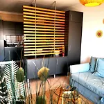 Jeni Residencia Flamingo Апартаменты