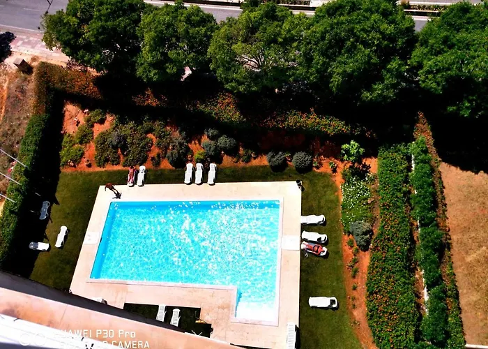 Jeni Residencia Flamingo Appartement
