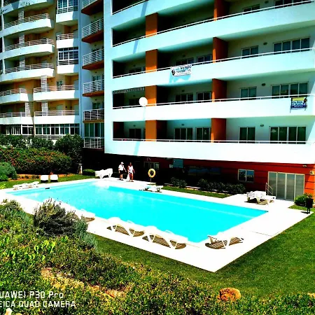 アパート Jeni Residencia Flamingo *